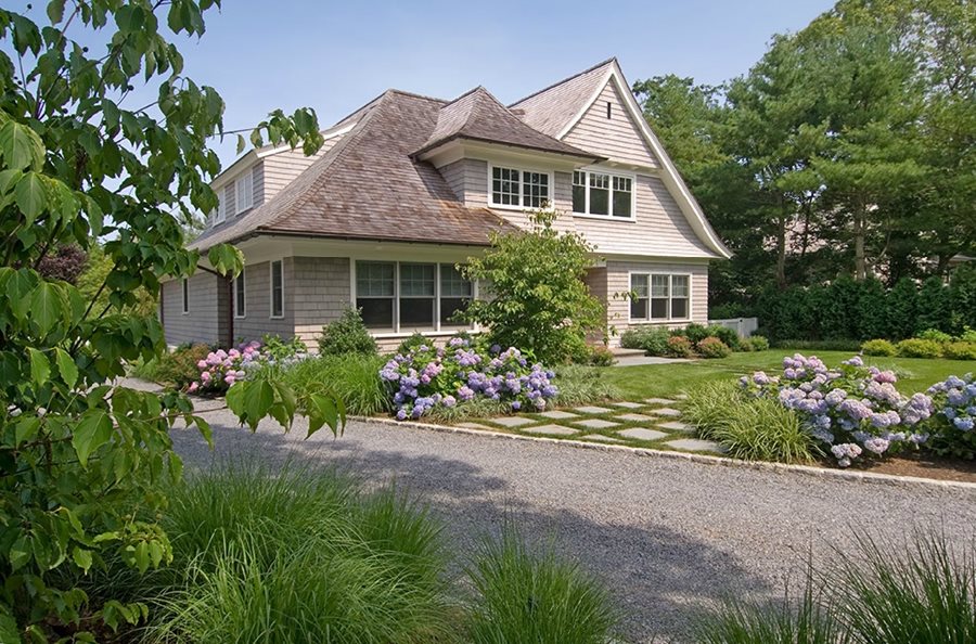 Front yard landscaping